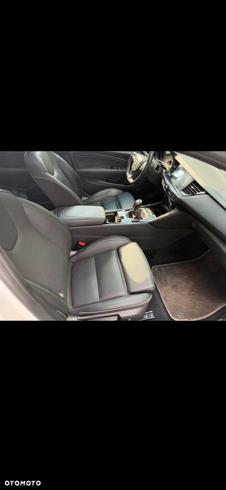 Opel Insignia - 13