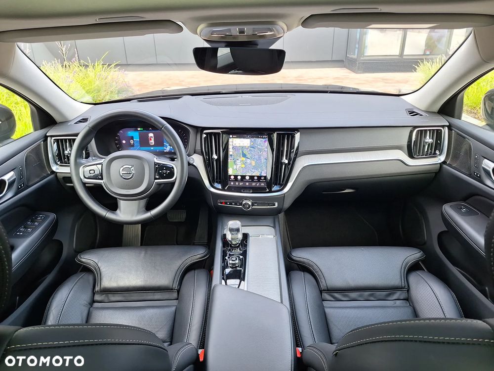 Volvo V60 Cross Country Ultimate B5 B AWD - 40