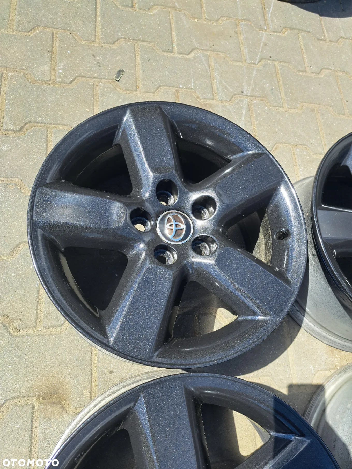 Alufelgi Toyota 16 cali 5x114.3 czarne - 6