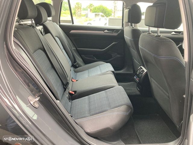 VW Passat Variant 1.4 TSI DSG GTE - 43