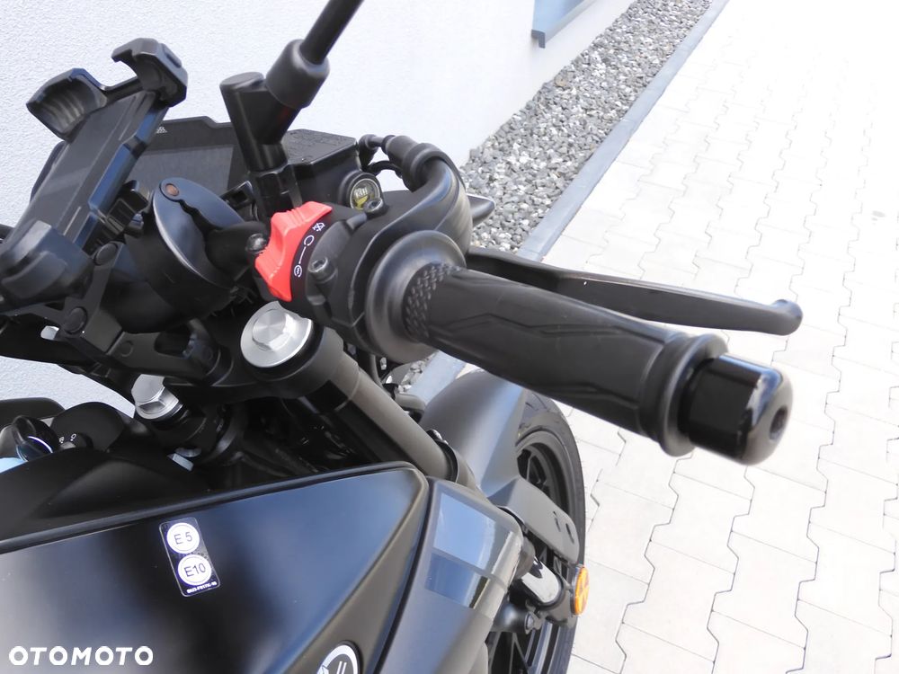Yamaha MT - 9