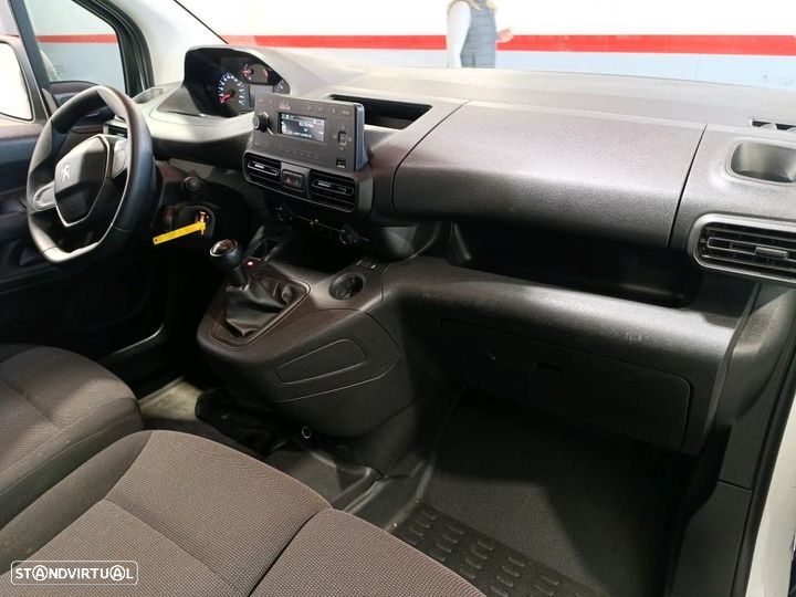 Peugeot 1.6 BlueHDi L1 Van - 9