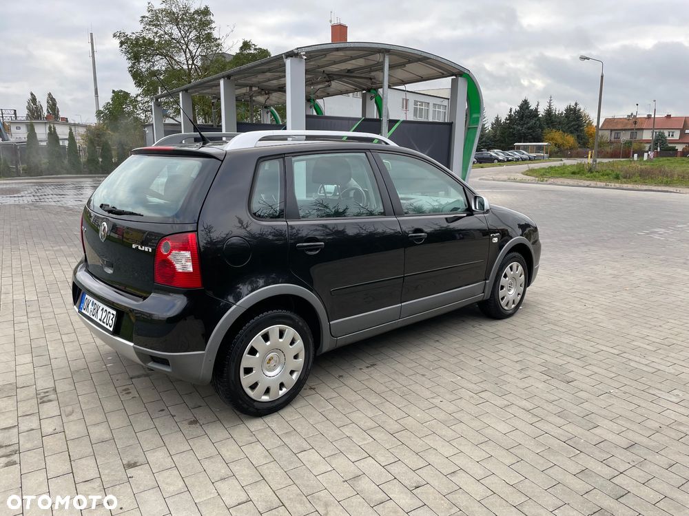 Volkswagen Polo Cross - 13