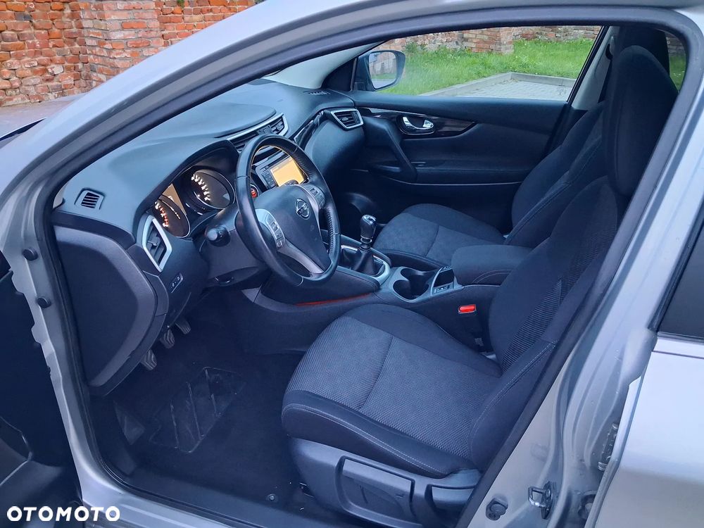 Nissan Qashqai 1.2 DIG-T Tekna EU6 - 13