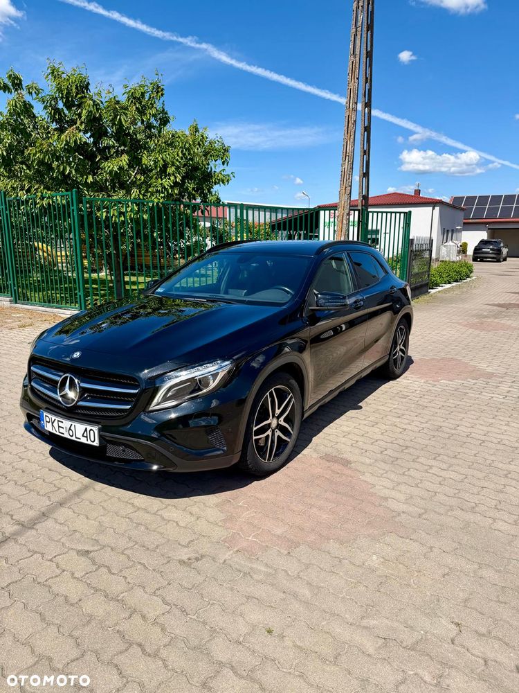 Mercedes-Benz GLA 250 4-Matic - 6