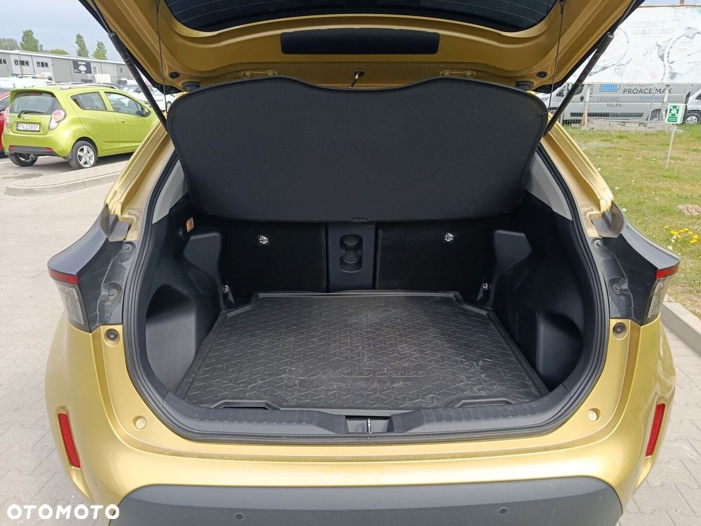 Toyota Yaris Cross - 13