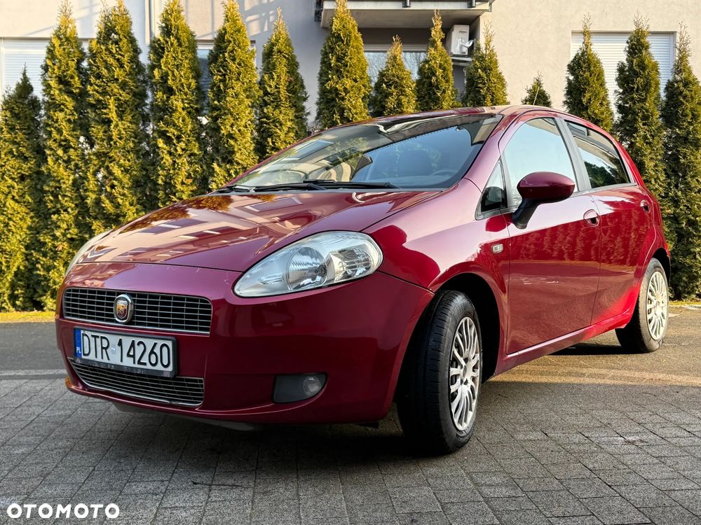 Fiat Grande Punto 1.4 8V Dualogic Dynamic - 1