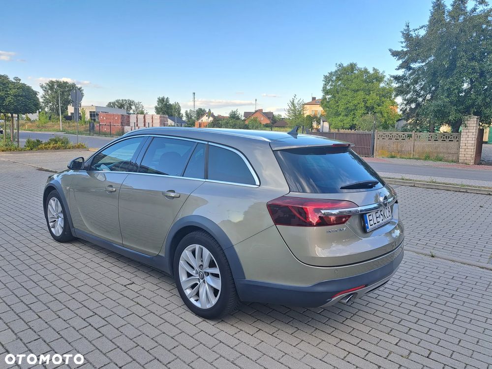 Opel Insignia 2.0 CDTI 4x4 Business Innovation - 4