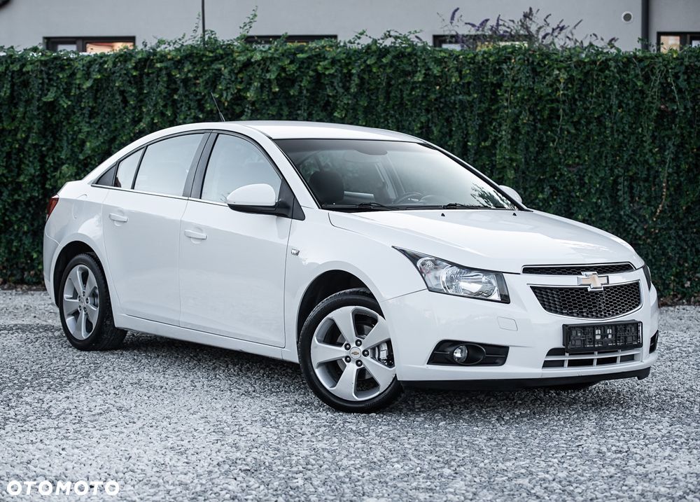Chevrolet Cruze 1.8 LS - 5