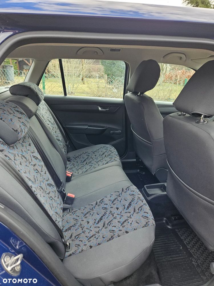 Skoda Fabia 1.0 Ambition - 11