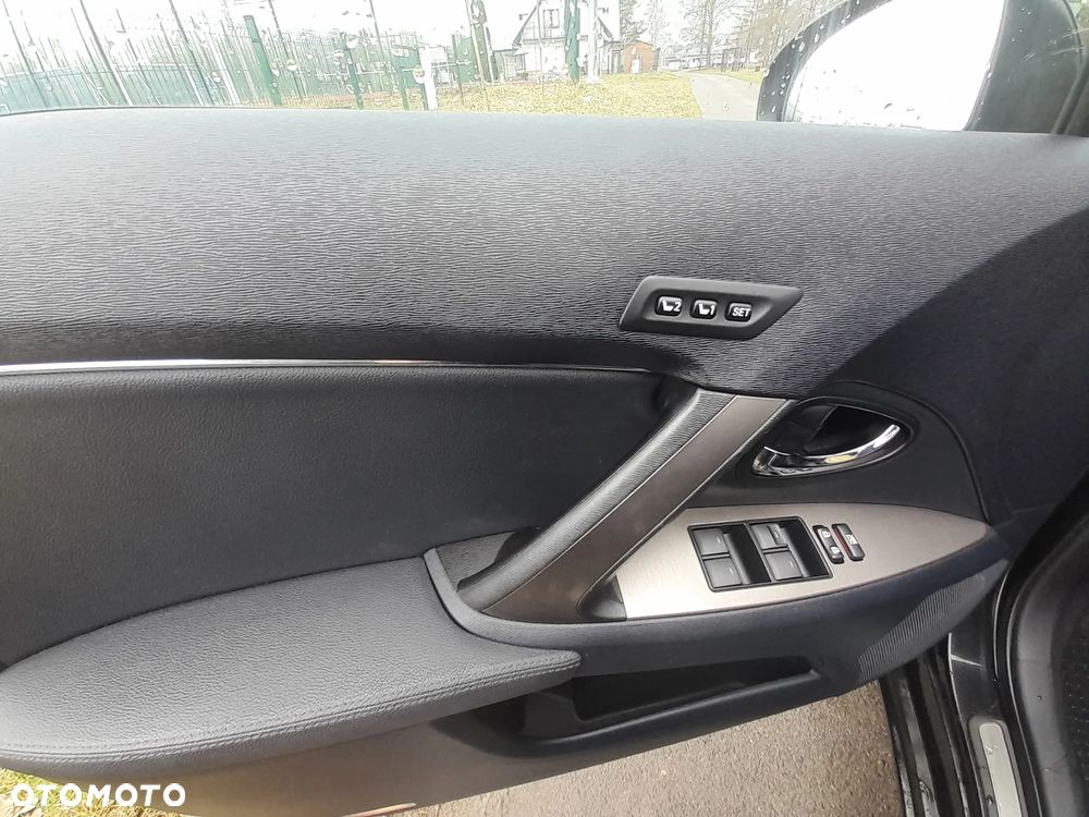 Toyota Avensis 2.2 D-CAT Premium - 13