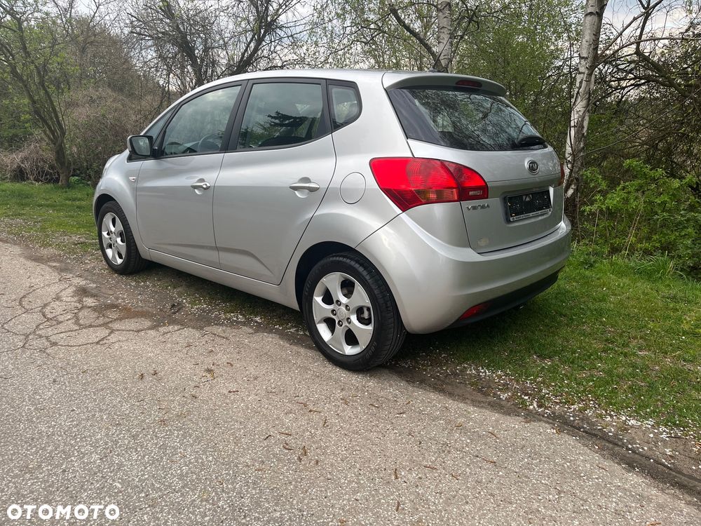 Kia Venga 1.4 L - 3