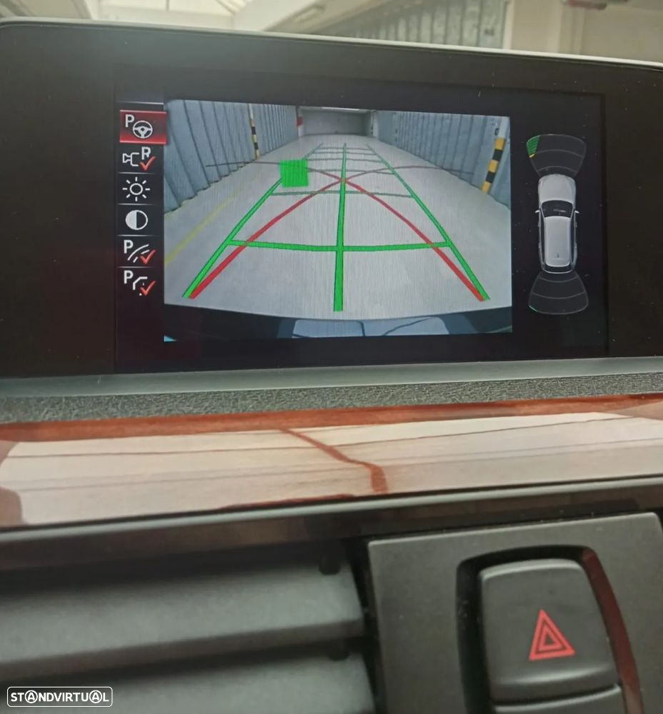 BMW 320 d Touring Aut. Luxury Line - 28