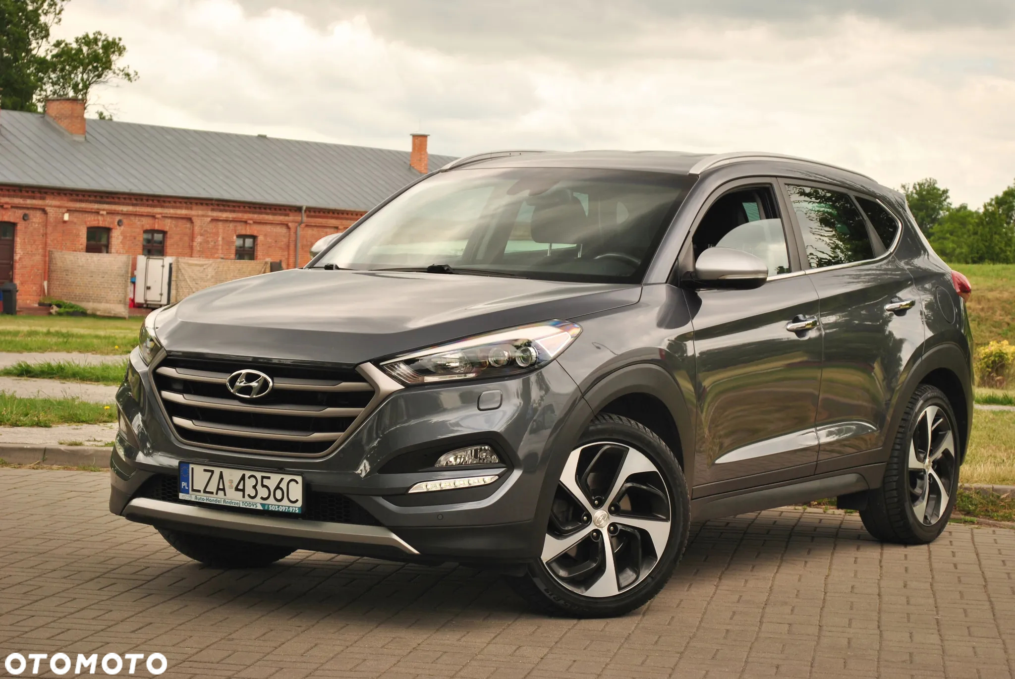 Hyundai Tucson blue 1.7 CRDi 2WD DCT Advantage - 8