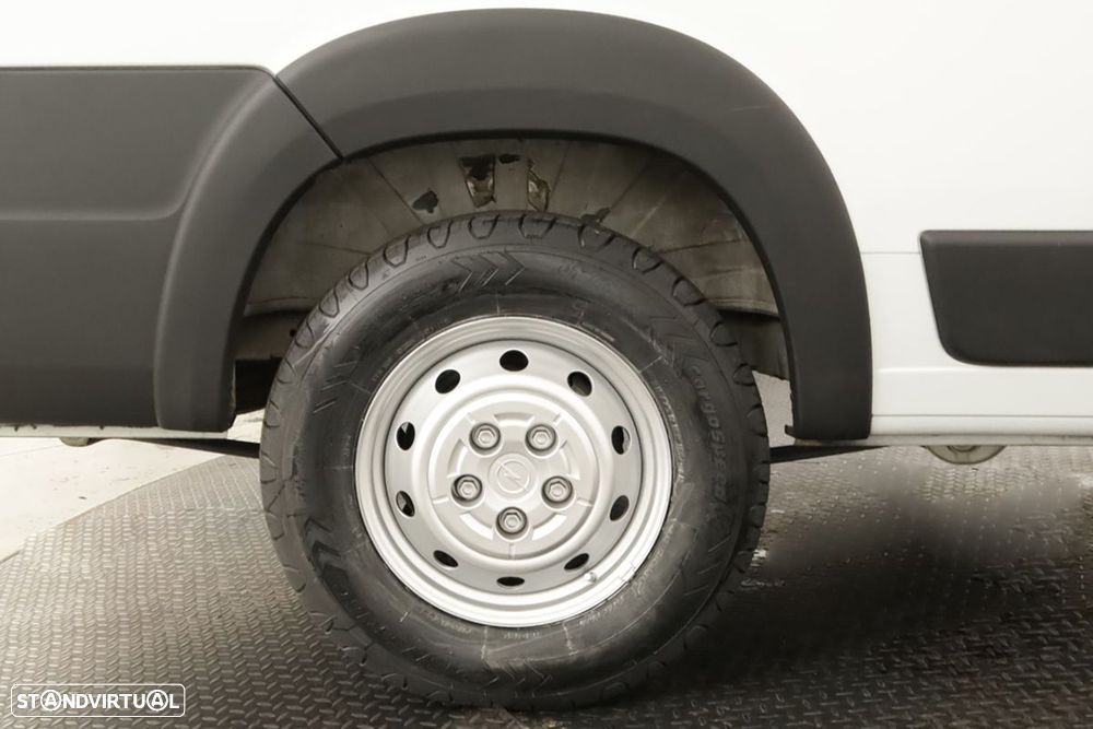 Opel 3.5t heavy 2.2 d l4h2 - 4