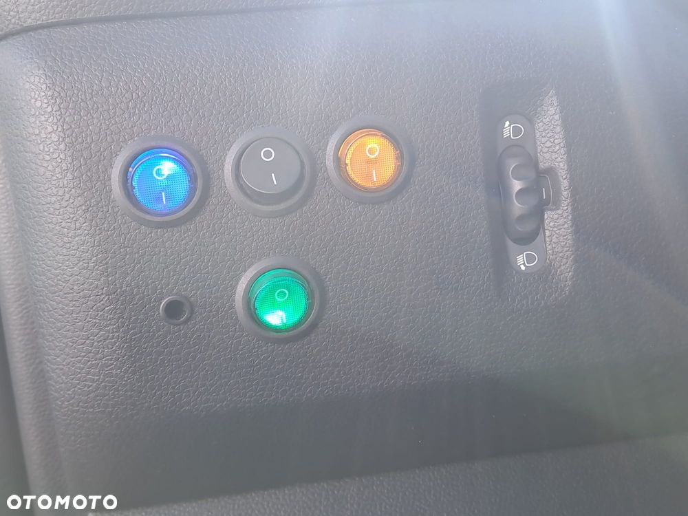 Renault MASTER | Pojazd specjalny - Pomoc drogowa | hak | gwarancja - 18