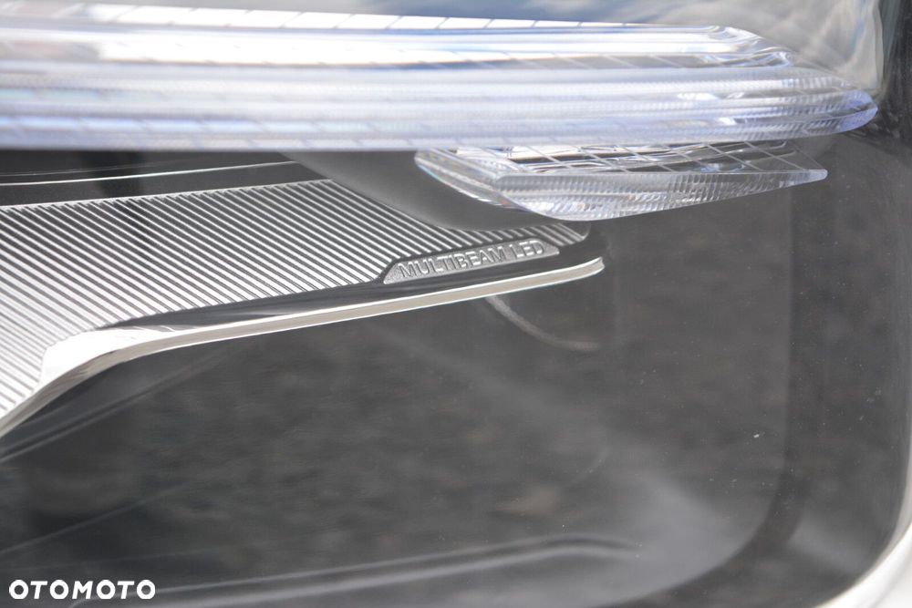 Mercedes-Benz GLB - 10