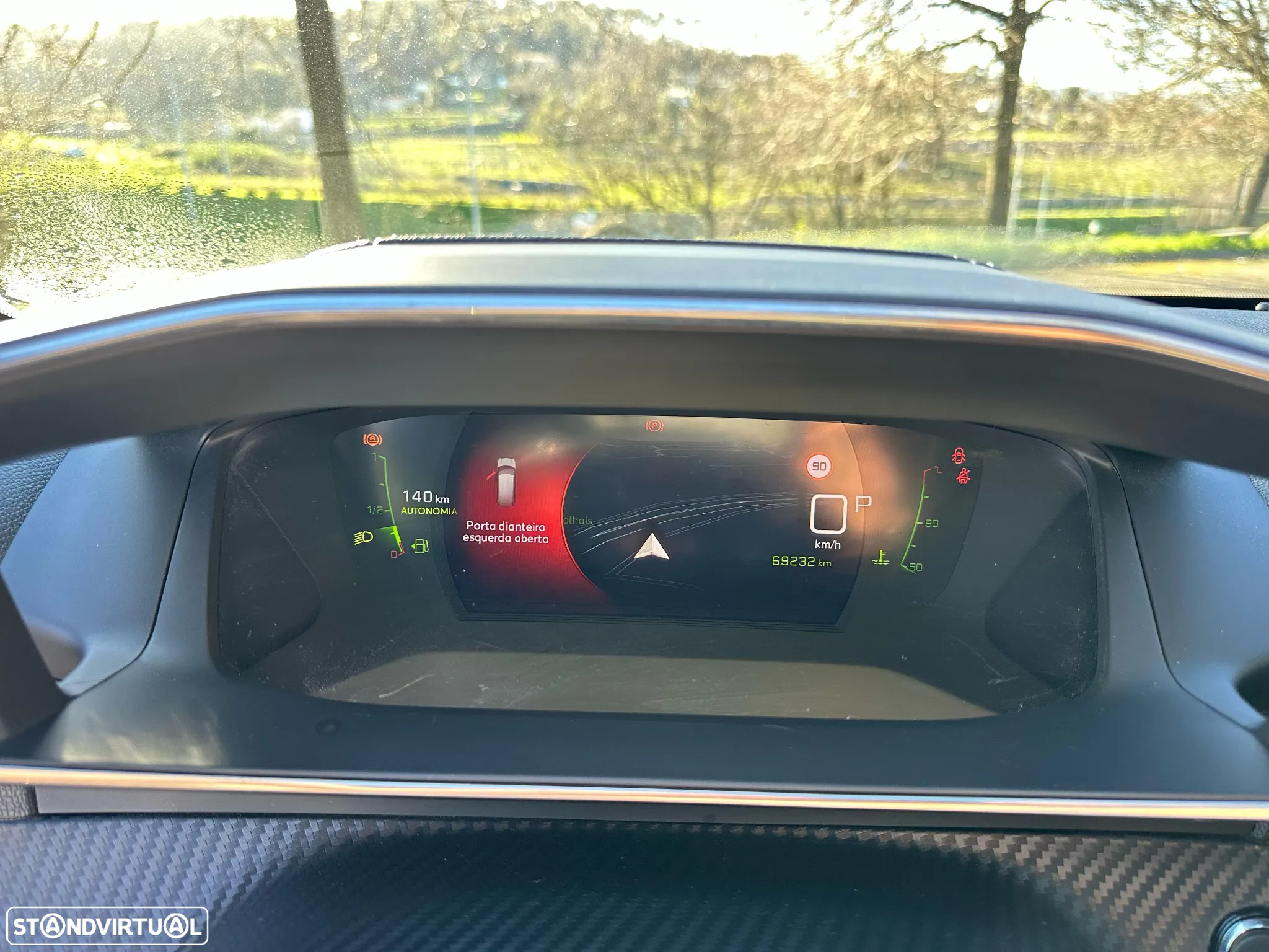 Peugeot 2008 PureTech 155 EAT8 GT Pack - 22