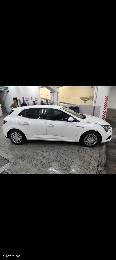 Renault Mégane BLUE dCi 115 INTENS - 5