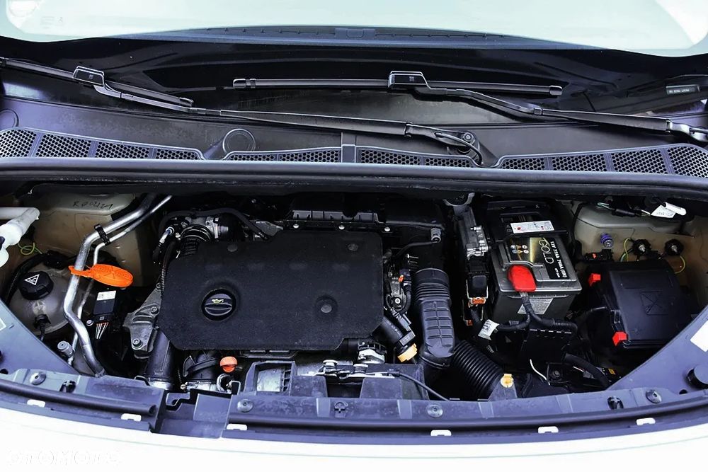 Peugeot Rifter 1.5 BlueHDI Allure S&S - 30