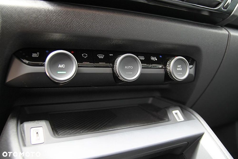 Citroën C4X 1.2 PureTech Plus S&S EAT8 - 36