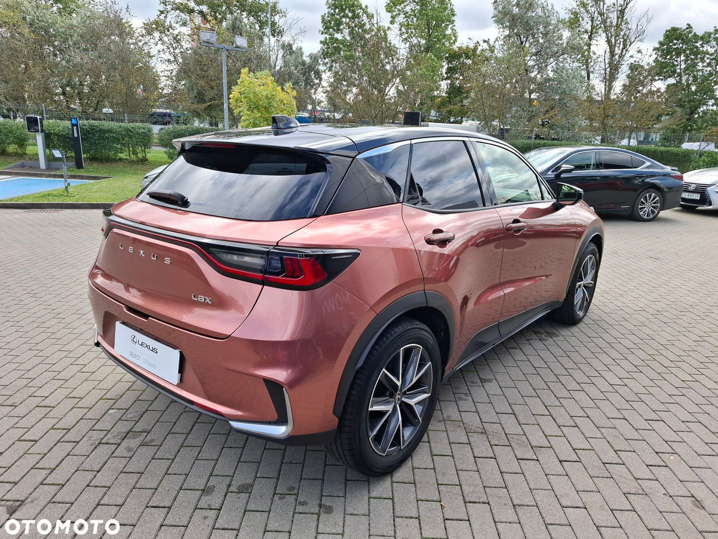 Lexus LBX 1.5 Hybrid Emotion - 5