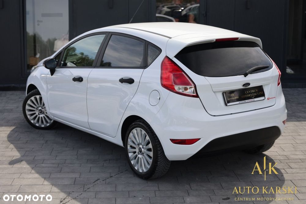 Ford Fiesta - 10