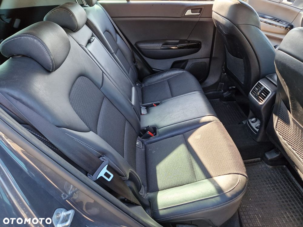 Kia Sportage 1.6 T-GDI L 4WD DCT - 11