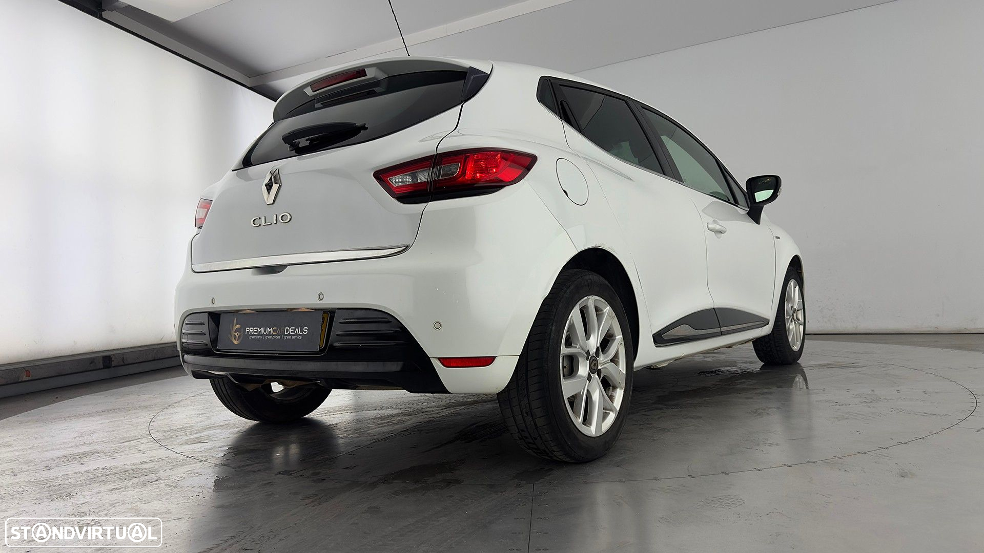Renault Clio 0.9 TCe Limited - 11
