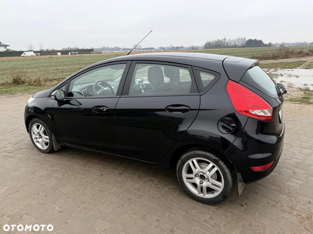 Ford Fiesta 1.25 Celebration - 7