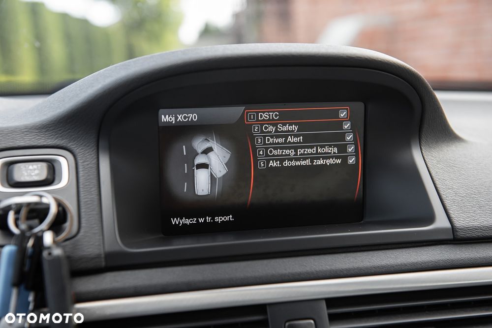 Volvo XC 70 D4 AWD Dynamic Summum EU6 - 25