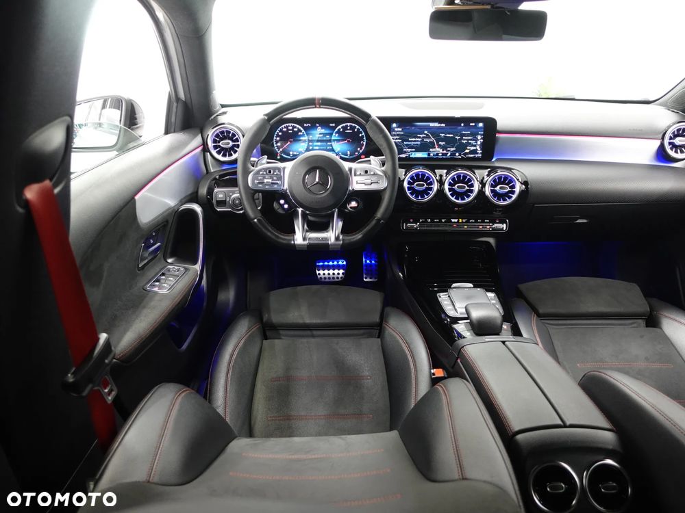 Mercedes-Benz Klasa A 45 S AMG 4-Matic 8G-DCT - 28