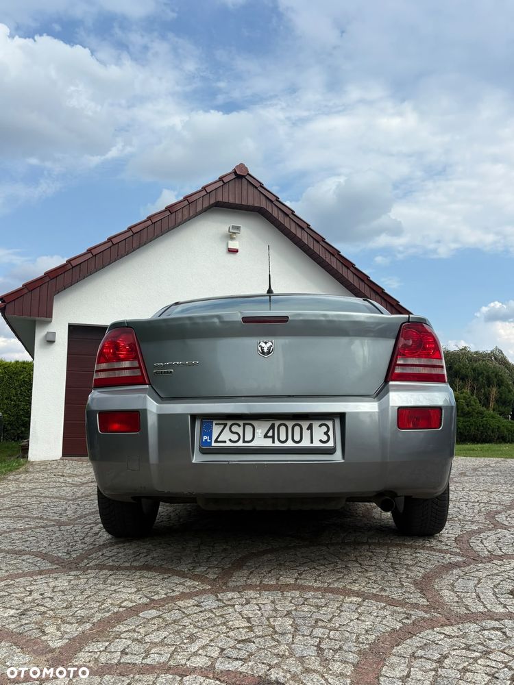 Dodge Avenger 2.0 CRD SE - 11