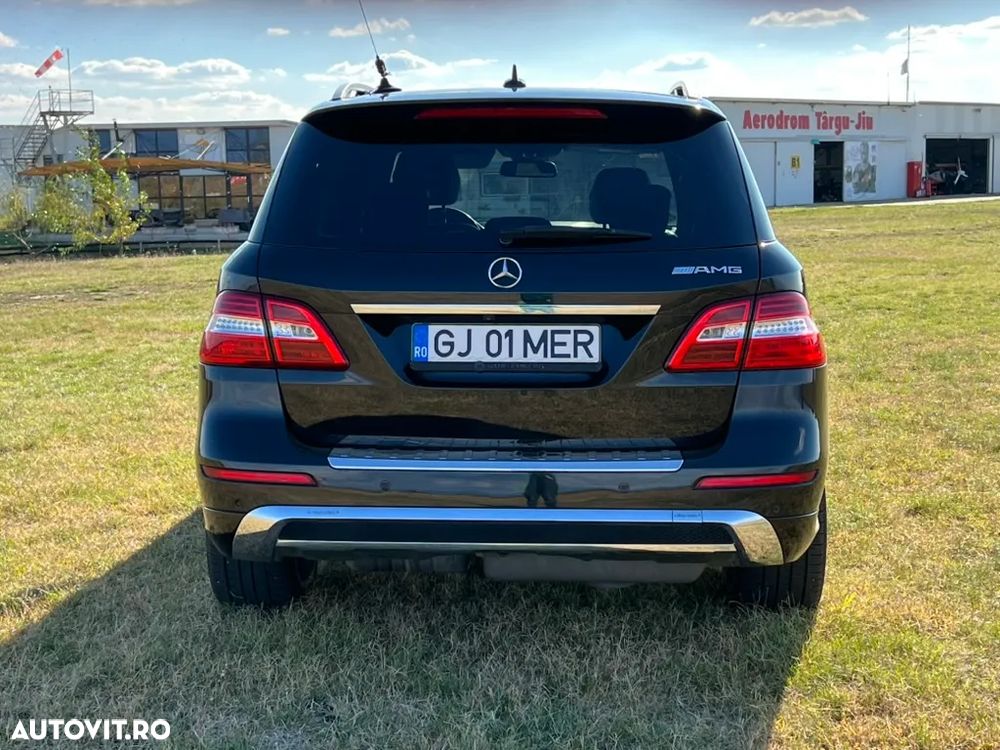 Mercedes-Benz ML 350 BlueTec 4MATIC Aut - 4
