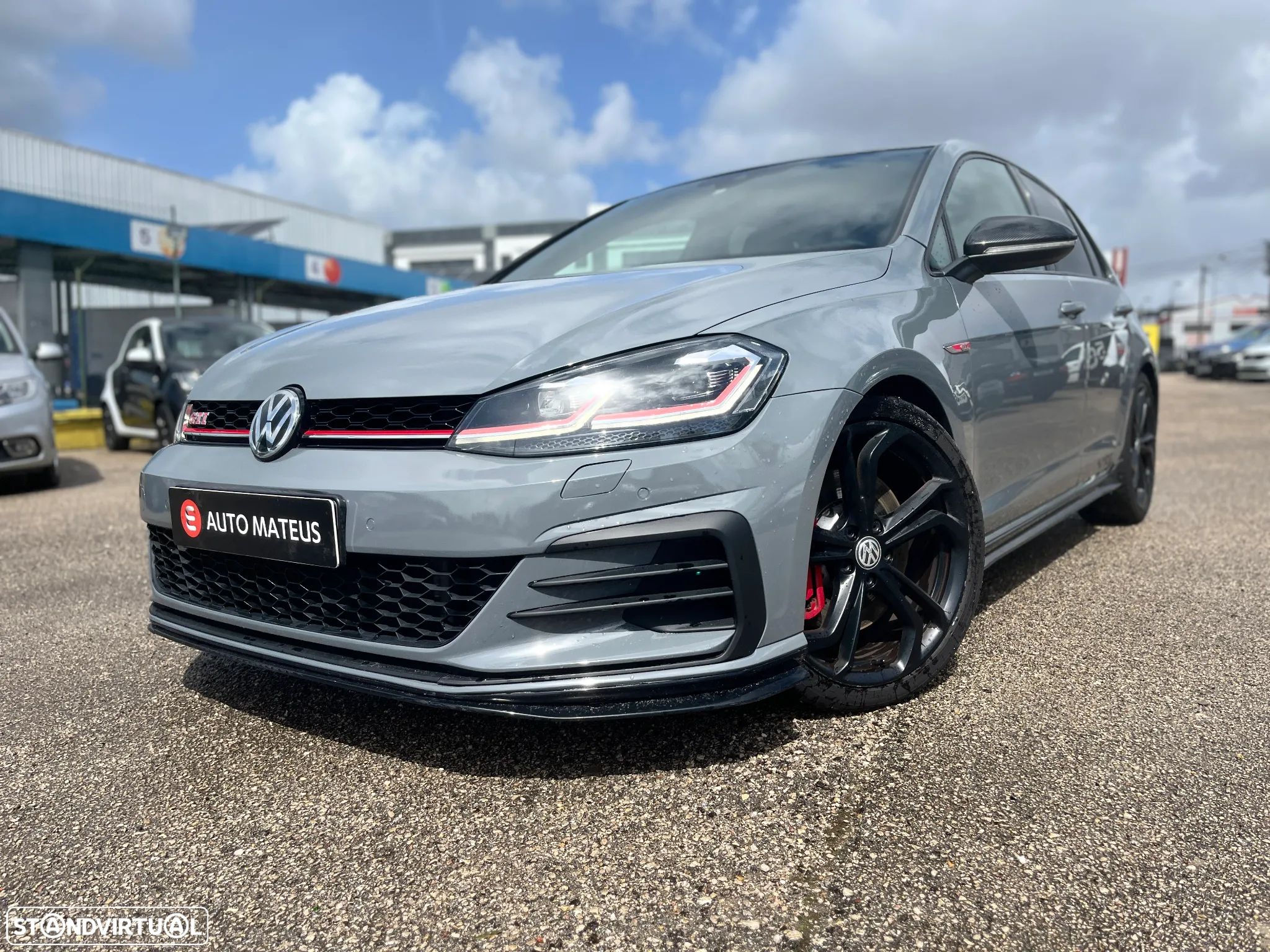 VW Golf 2.0 TSI GTi TCR DSG - 1