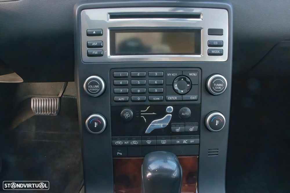 Volvo V70 2.4 D5 Nivel 3 Geartronic - 19