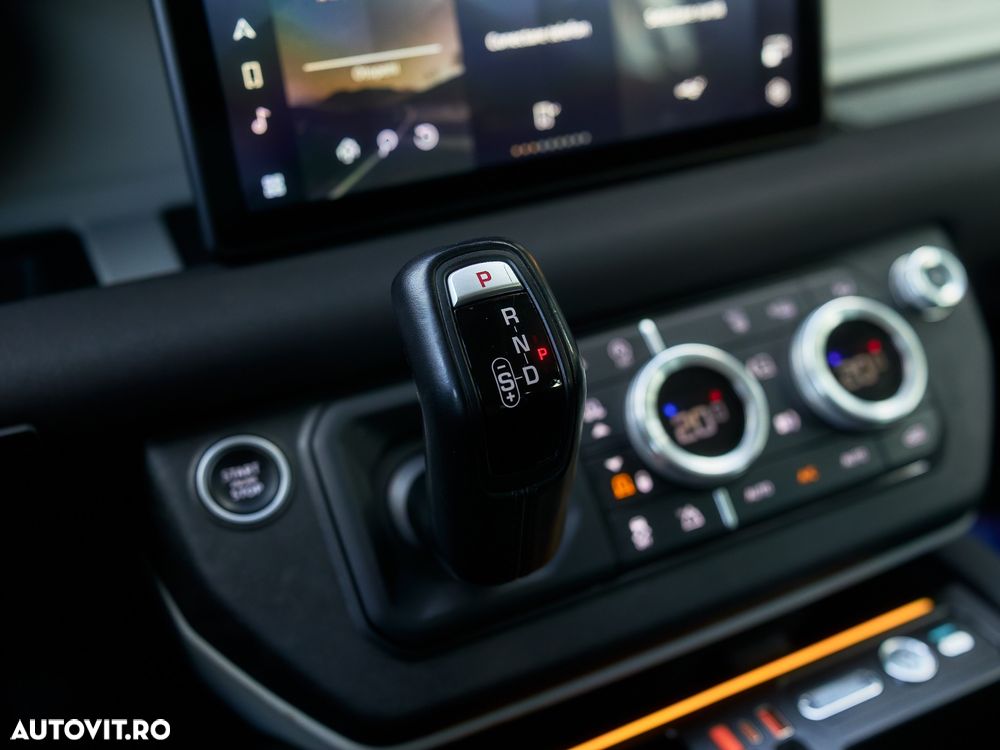 LAND ROVER Defender 2020 — imagine 66