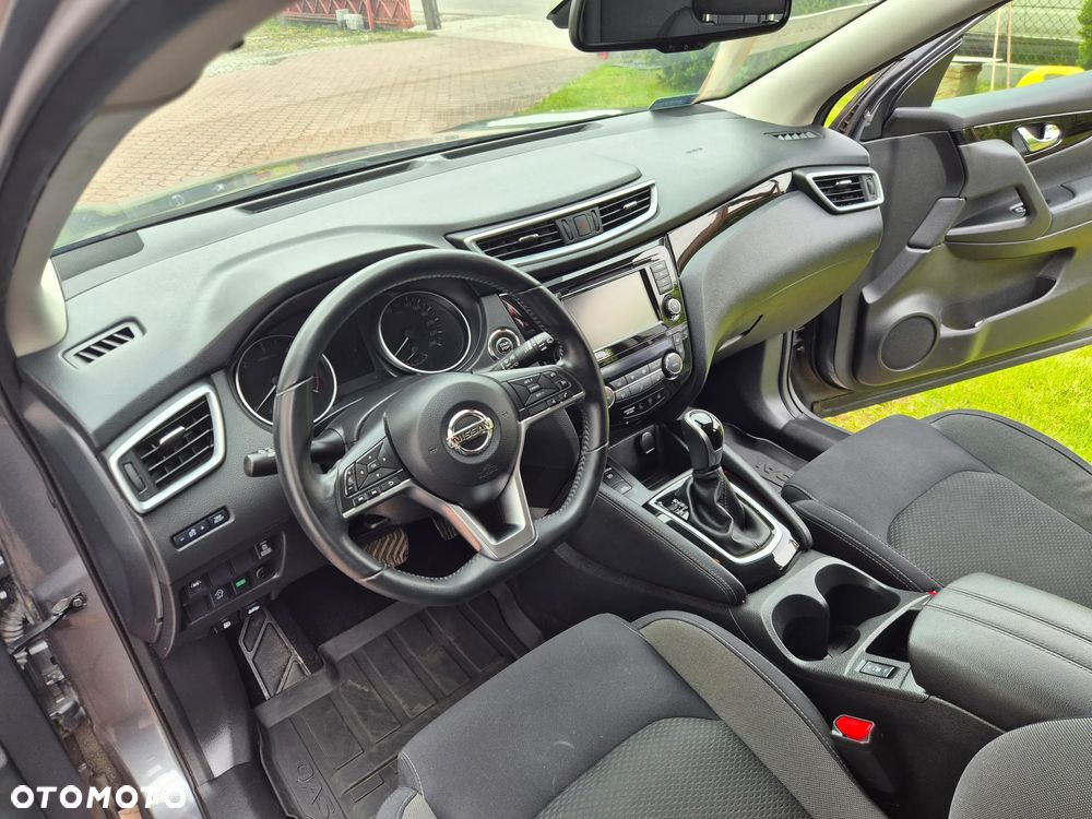 Nissan Qashqai 1.7 dCi 4x4 N-Connecta Xtronic - 26
