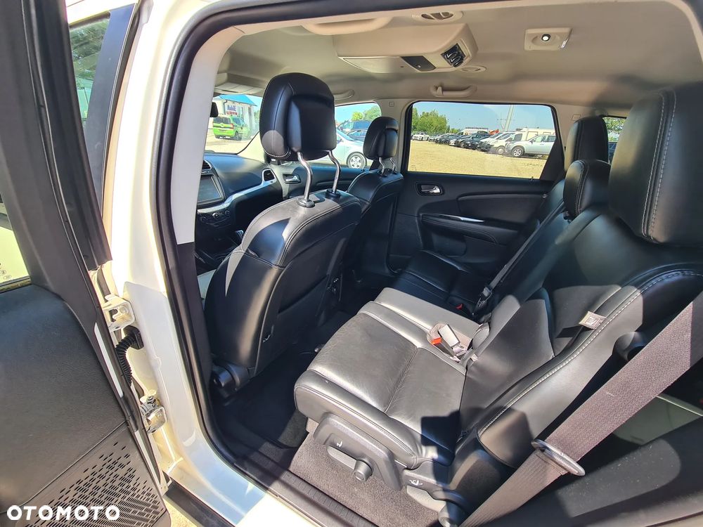Fiat Freemont 2.0 Multijet 16V DPF Automatik Allrad Lounge - 30