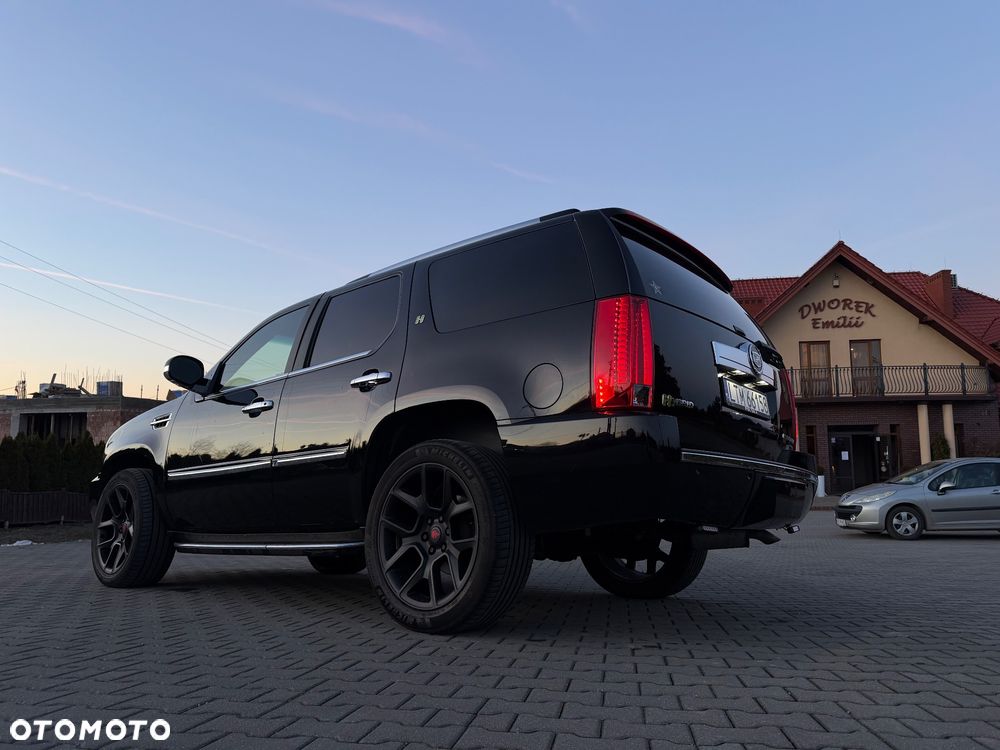 Cadillac Escalade 6.0 V8 Platinum - 37