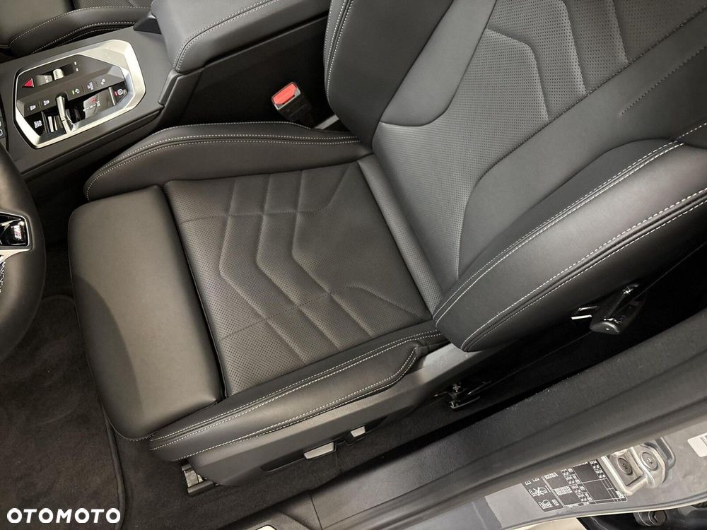 BMW Seria 1 M135 xDrive - 13