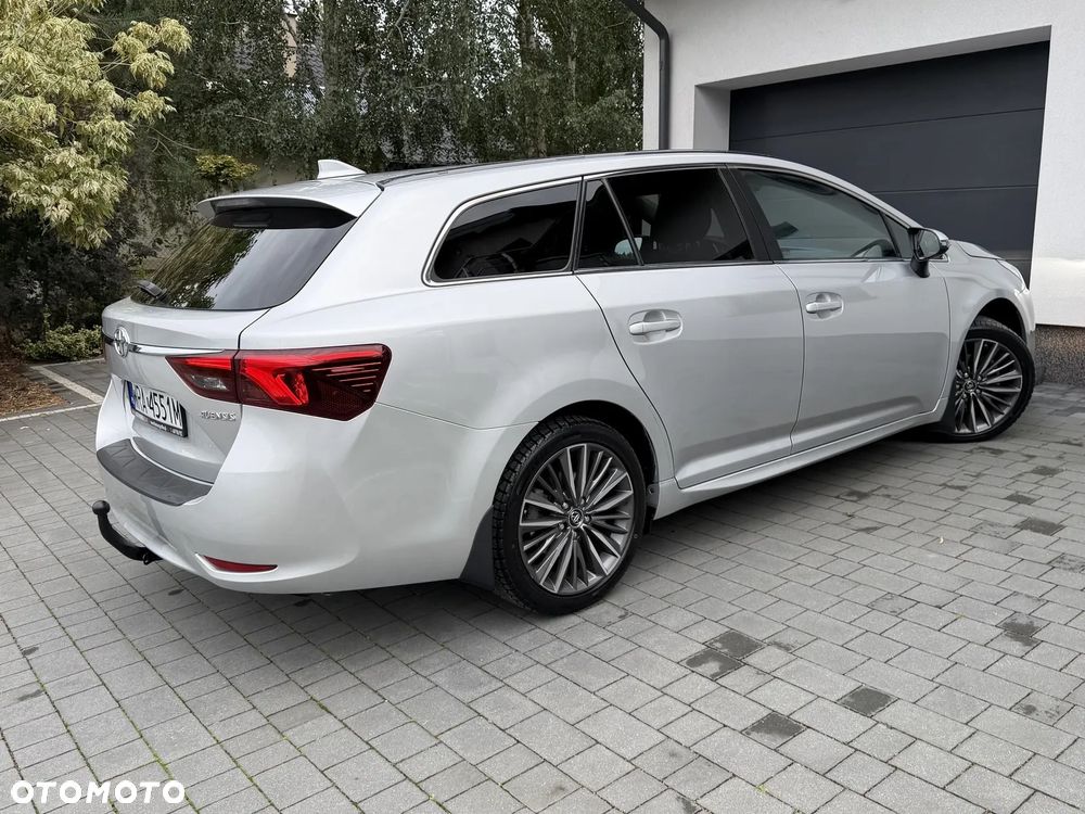 Toyota Avensis 1.8 Premium - 20
