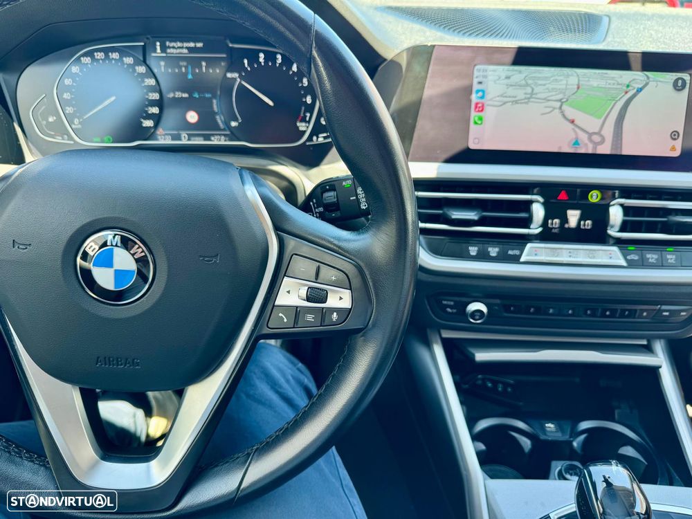 BMW 330 e Touring Corporate Edition Auto - 12