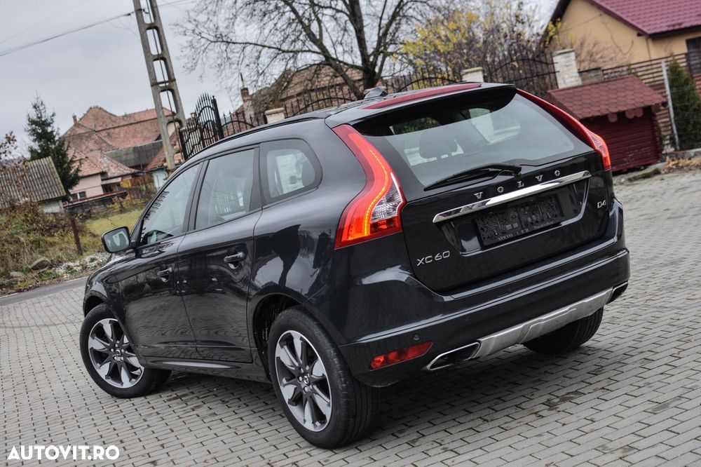 Volvo XC 60 D4 Geartronic Summum - 4
