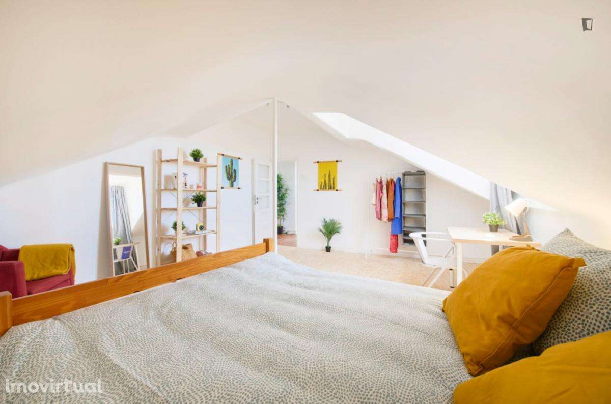 Quarto - localizado em São Bento Lisbon - Grande imagem: 4/32