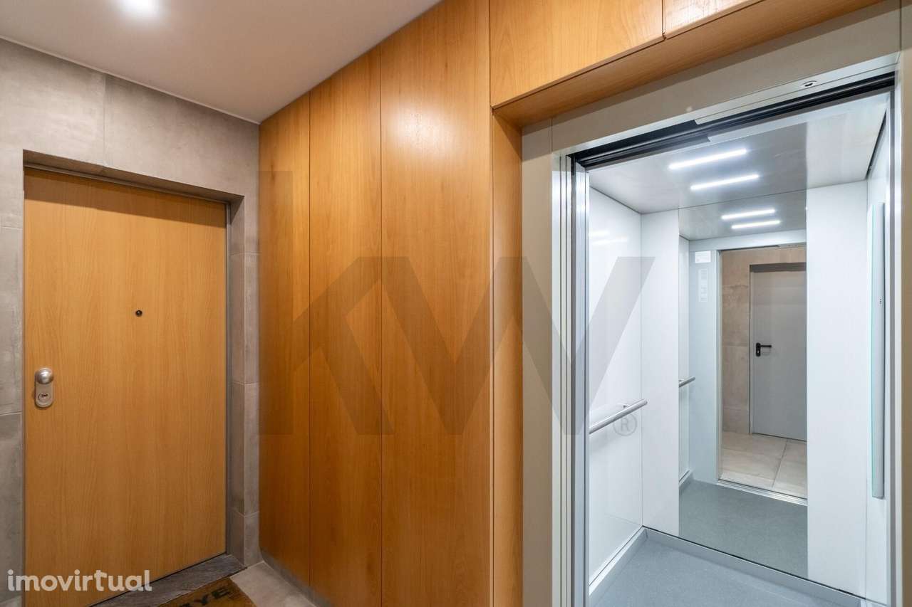 T3 de Design Moderno no Patacão: Conforto Tecnológico e Lazer Exterior - Grande imagem: 3/40