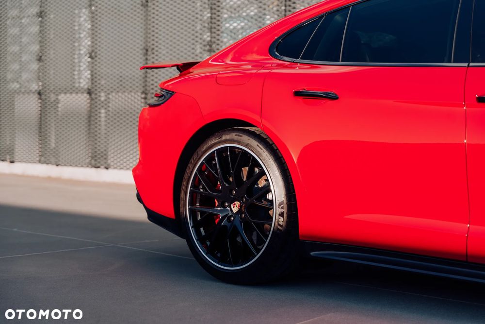 Porsche Panamera GTS - 21