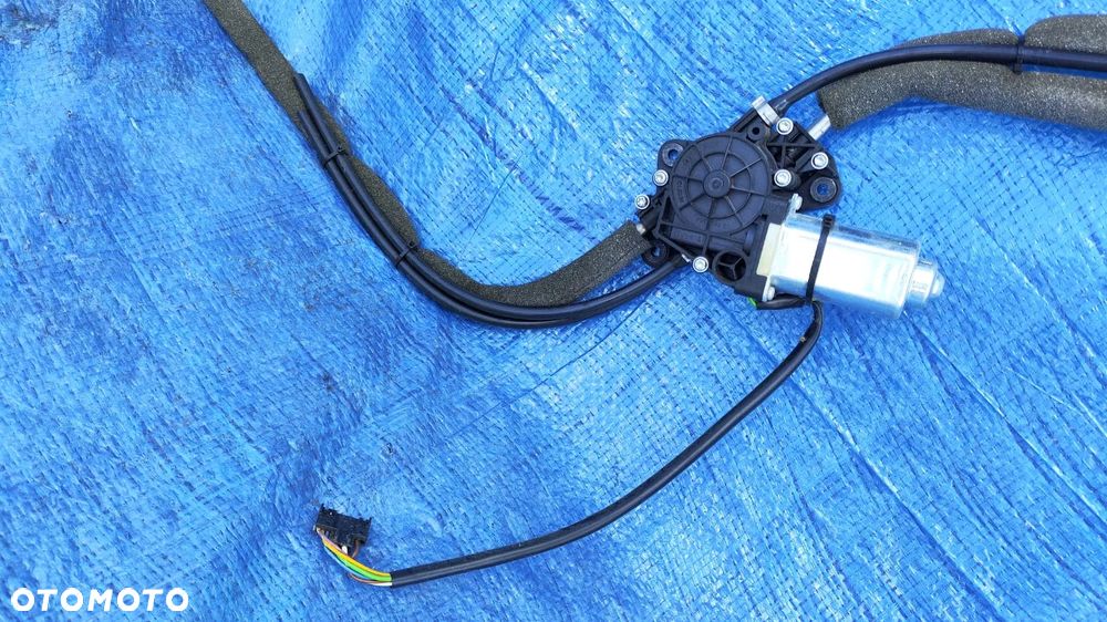 ROLETA PRZECIWSŁONECZNA ELEKTRYCZNA SZYBY DRZWI PRAWY TYŁ KOMPLETNA A2218100620 MERCEDES S-KLASA W221 LONG - 2