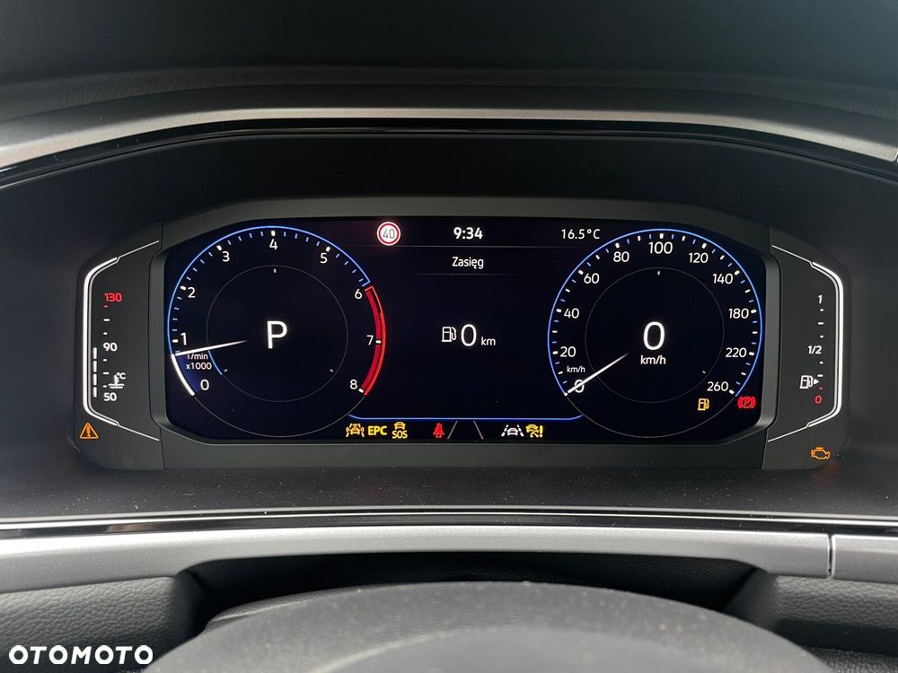 Volkswagen T-Roc 1.5 TSI Life Plus DSG - 17