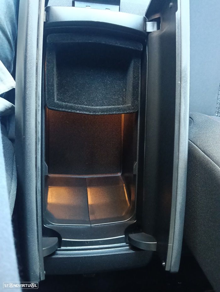 Peugeot 5008 1.5 BlueHDi Style - 40